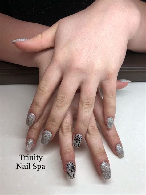 nail Dior trinity fl